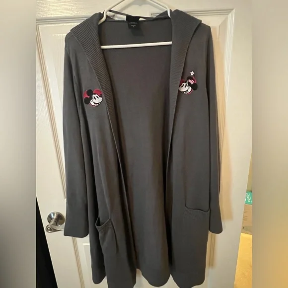 Torrid Disney Mickey And Minnie Mouse Cardigan Hooded Sweater 1X (14-16) - Picture 6 of 11